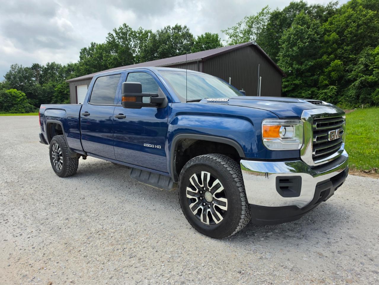 GMC Sierra 2500HD Base Crew Cab 4WD 2019