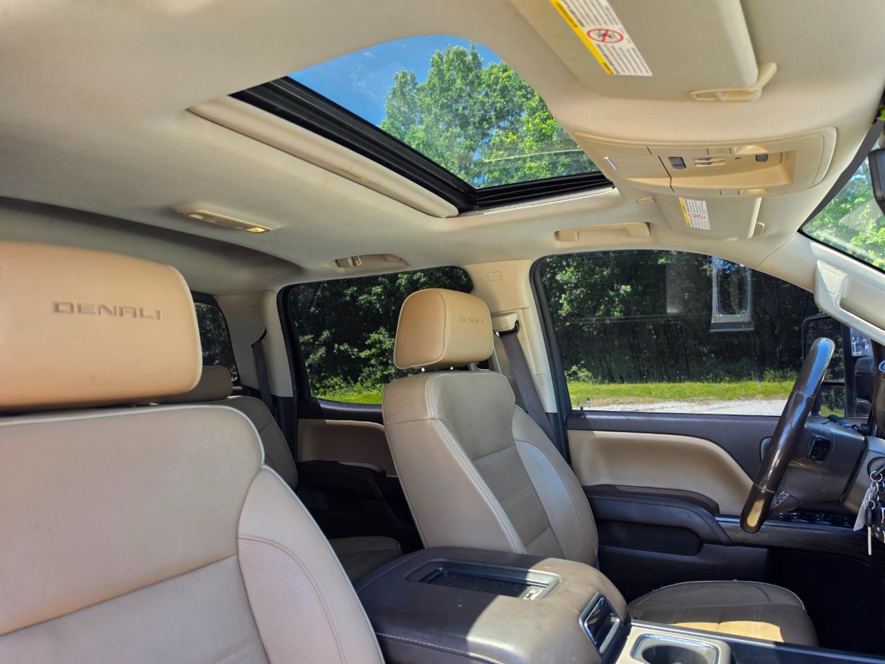 GMC Sierra 2500HD Denali Crew Cab 4WD 2018
