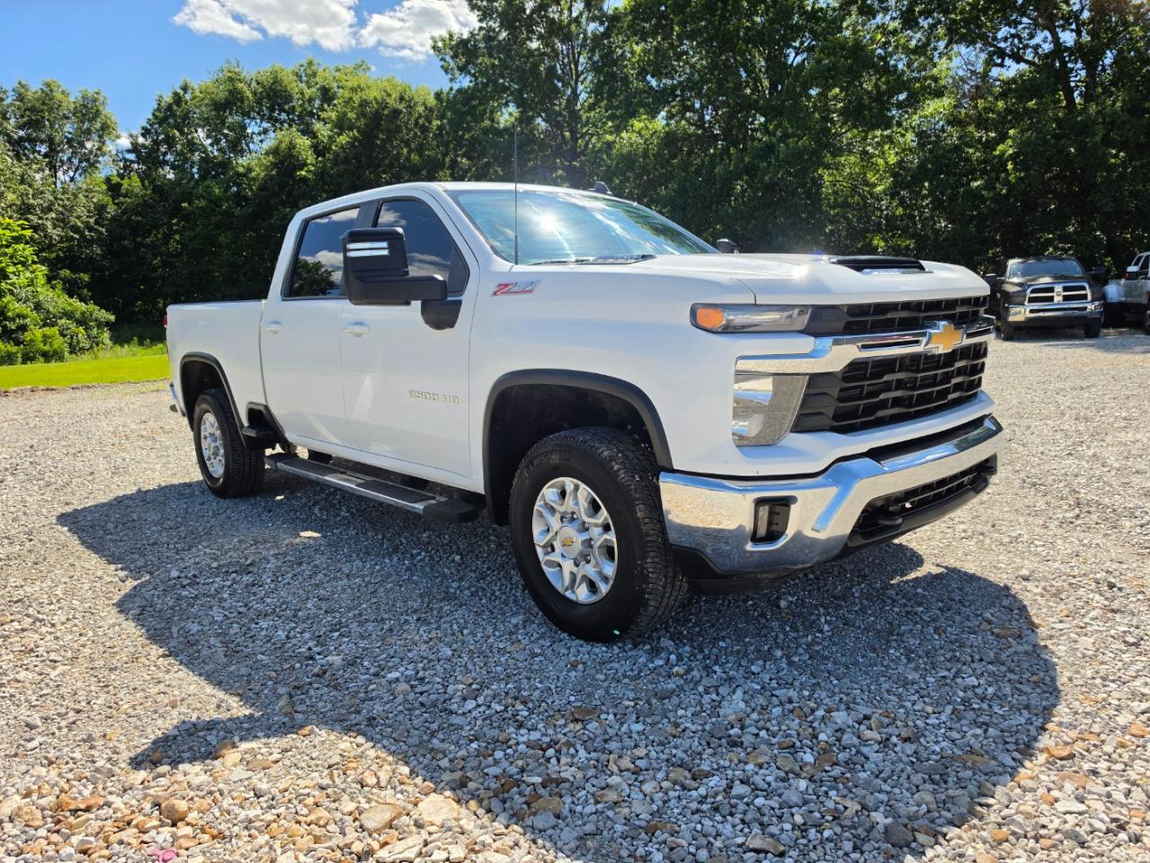 Chevrolet Silverado 2500HD LT Crew Cab 4WD 2024