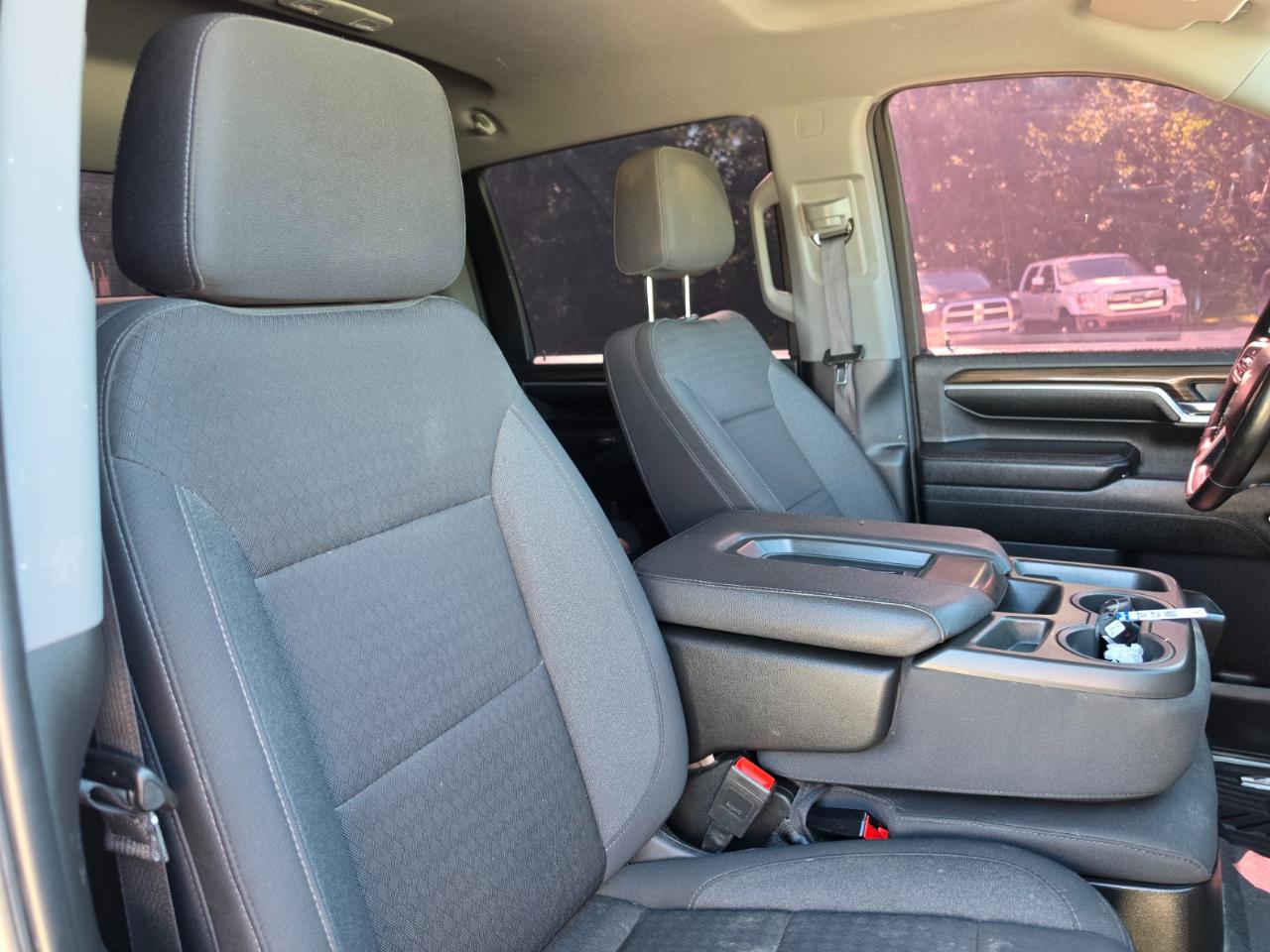 Chevrolet Silverado 2500HD LT Crew Cab 4WD 2024