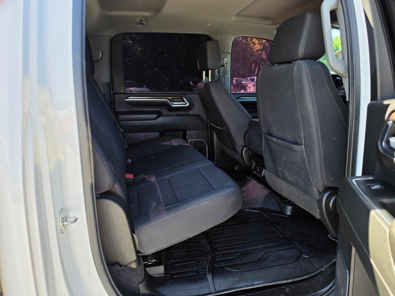 Chevrolet Silverado 2500HD LT Crew Cab 4WD 2024