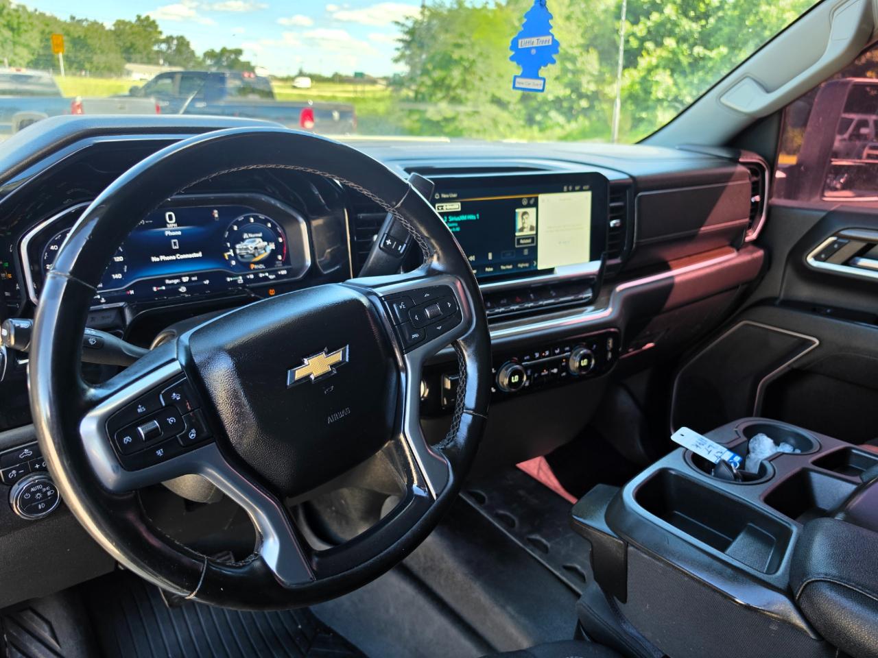 Chevrolet Silverado 2500HD LT Crew Cab 4WD 2024