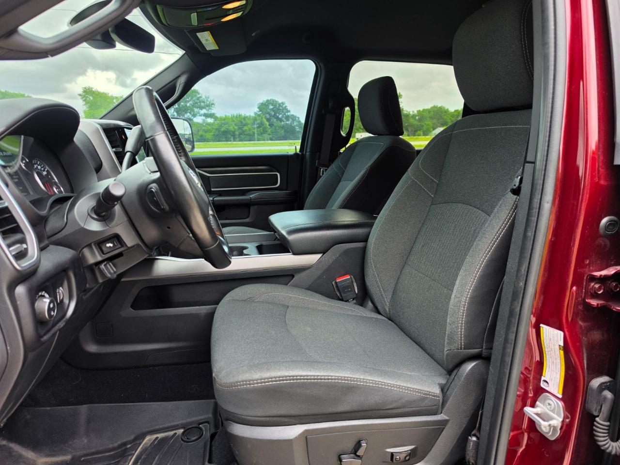 RAM 2500 Big Horn Crew Cab 4WD 2021