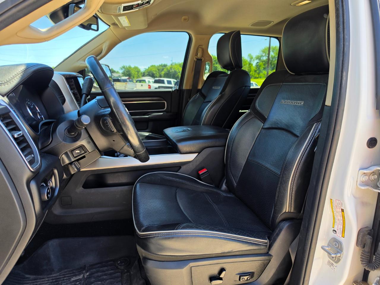 RAM 3500 Laramie Crew Cab LWB 4WD 2020