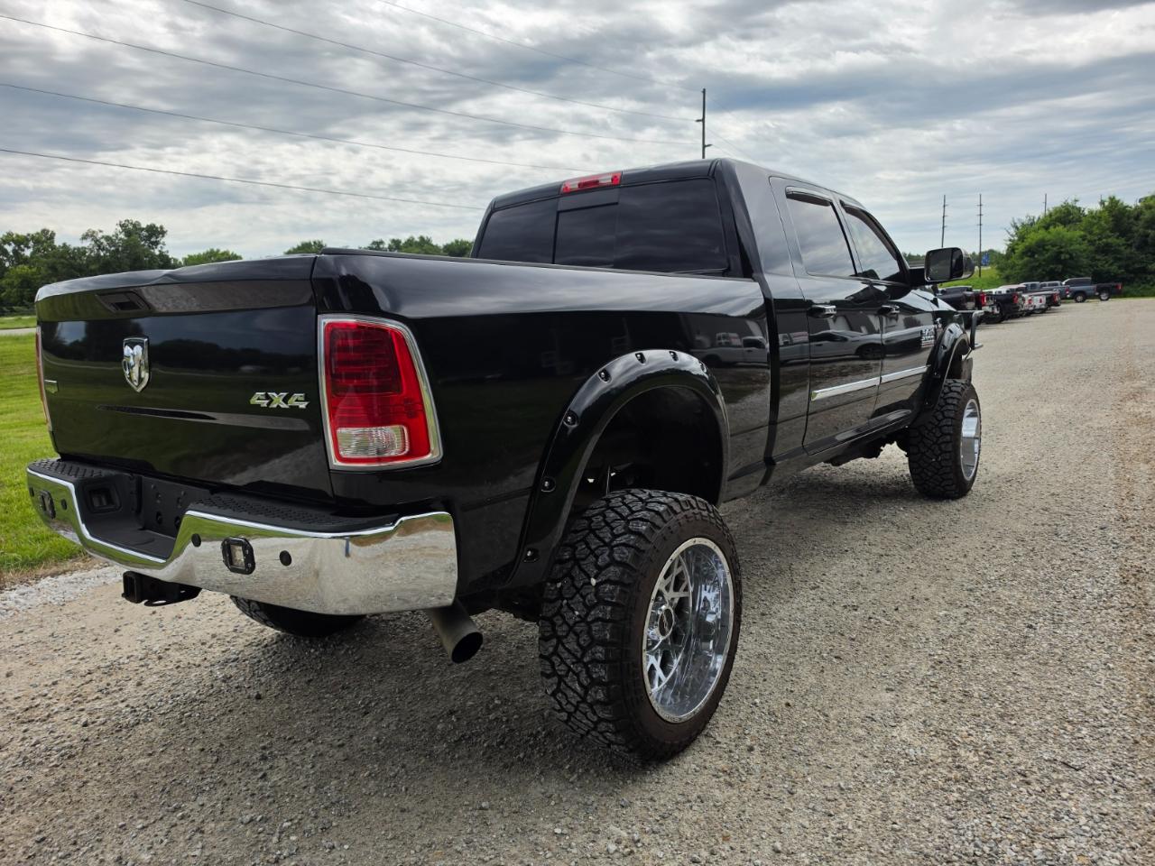 RAM 2500 Laramie Mega Cab 4WD 2015