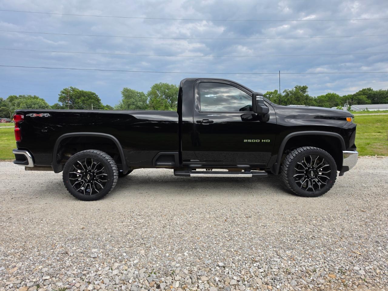 Chevrolet Silverado 2500HD LT Regular Cab 4WD 2024