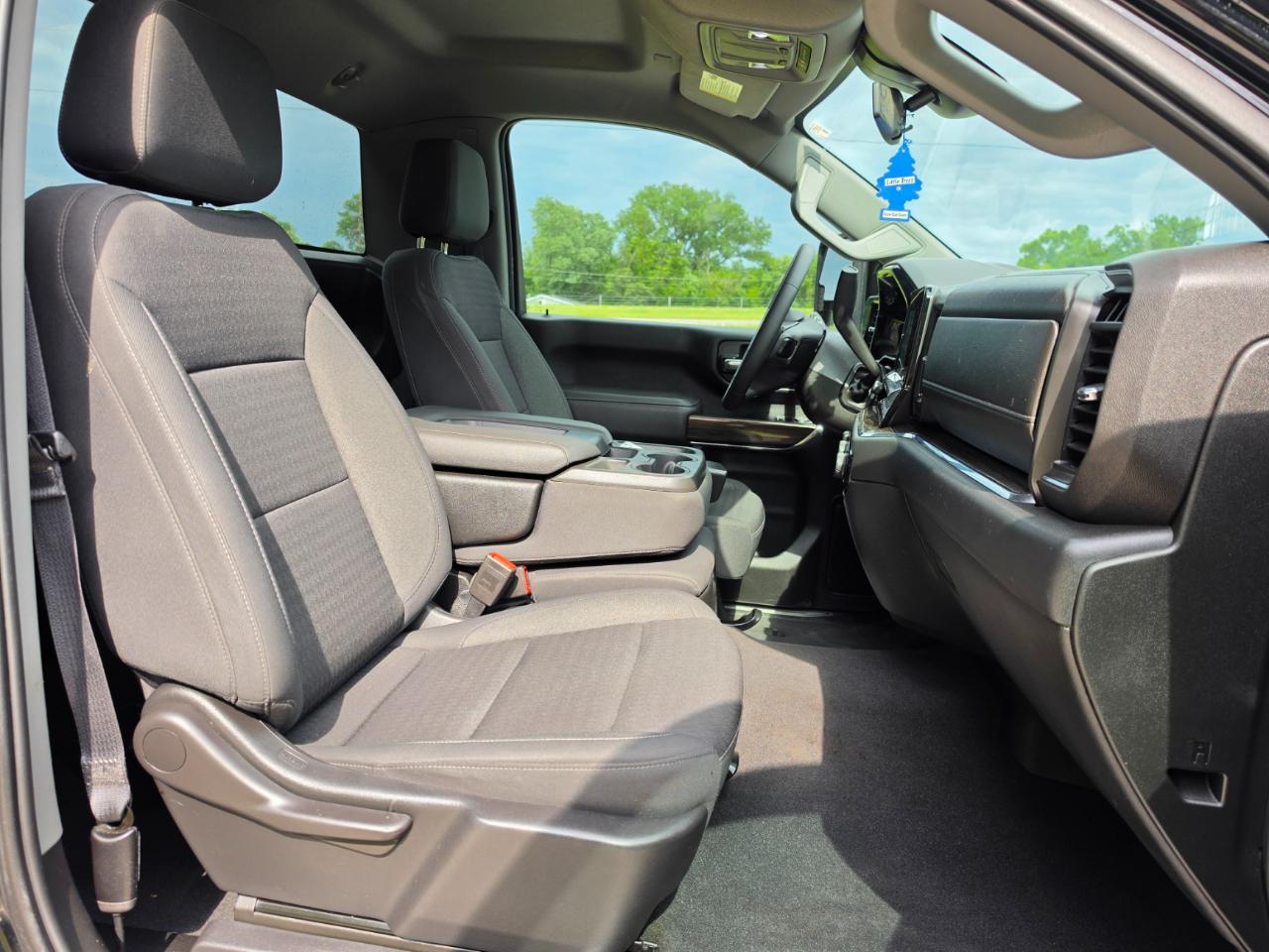 Chevrolet Silverado 2500HD LT Regular Cab 4WD 2024