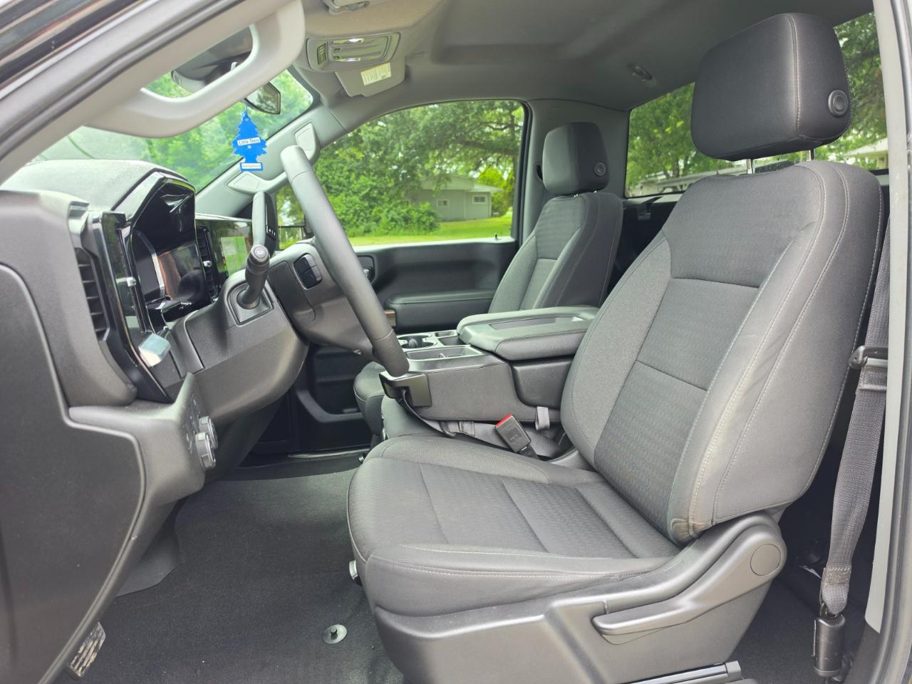 Chevrolet Silverado 2500HD LT Regular Cab 4WD 2024