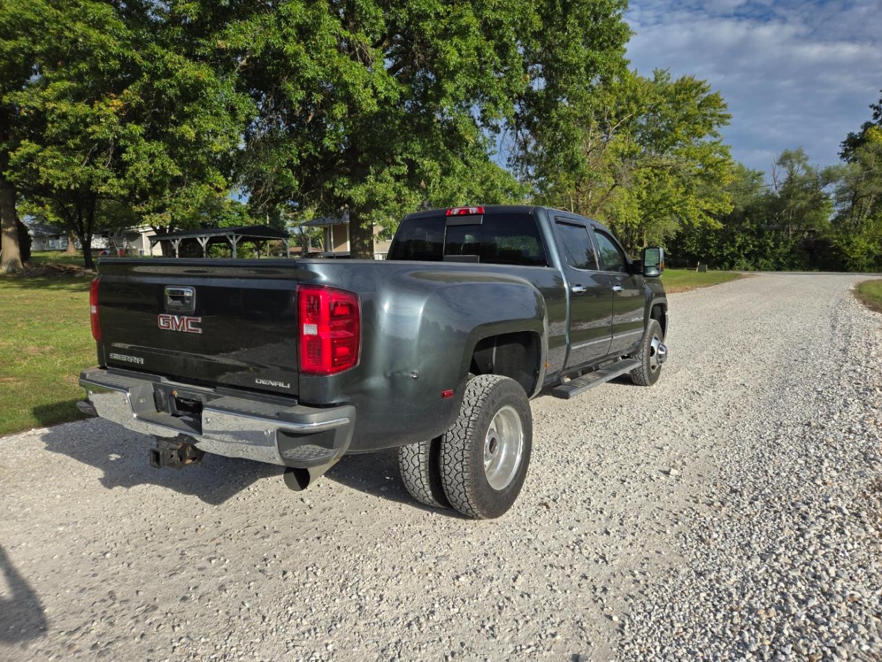 GMC Sierra 3500HD Denali Crew Cab 4WD 2018