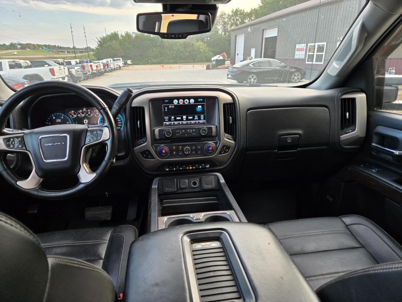 GMC Sierra 3500HD Denali Crew Cab 4WD 2018