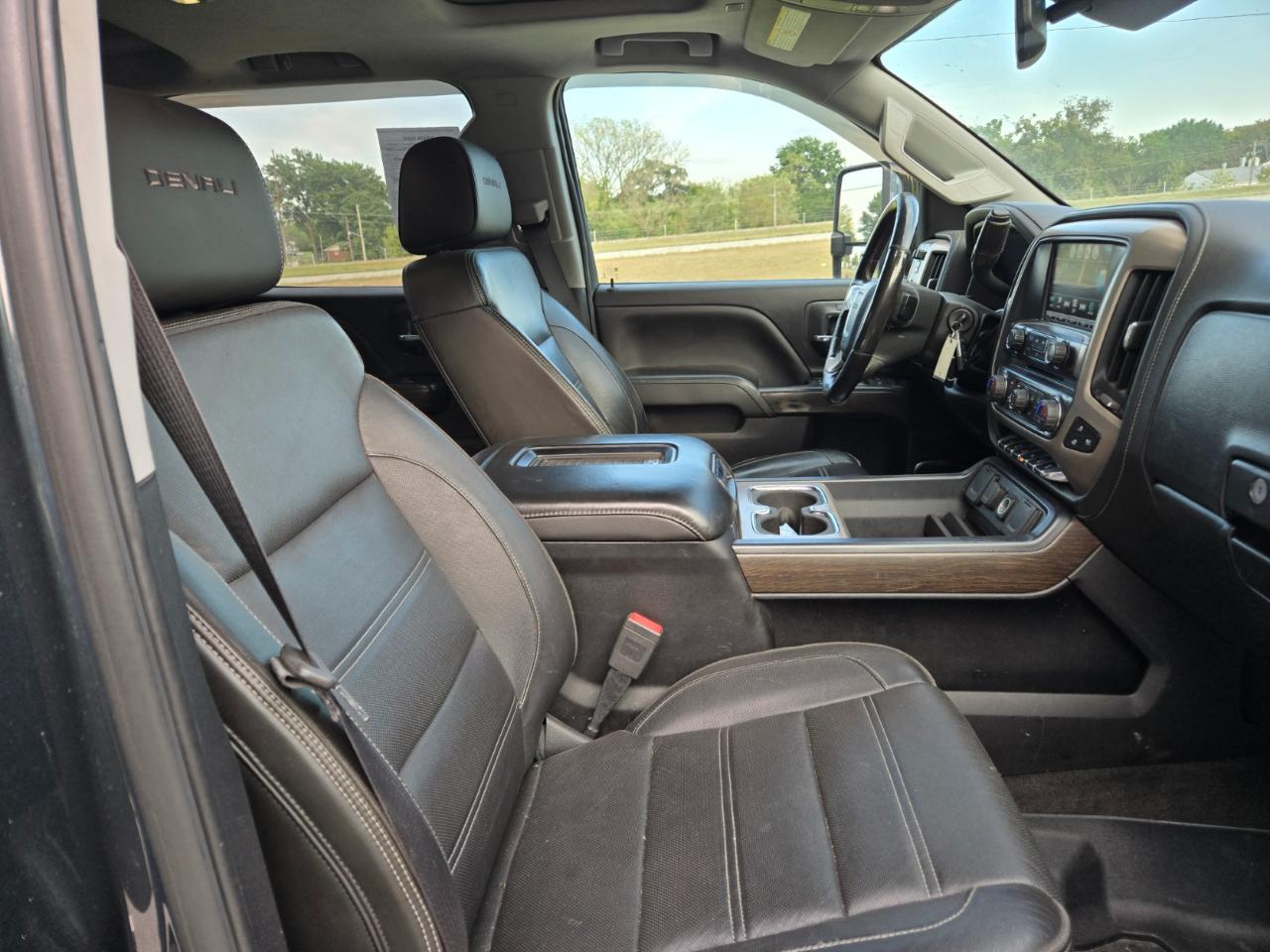 GMC Sierra 3500HD Denali Crew Cab 4WD 2018