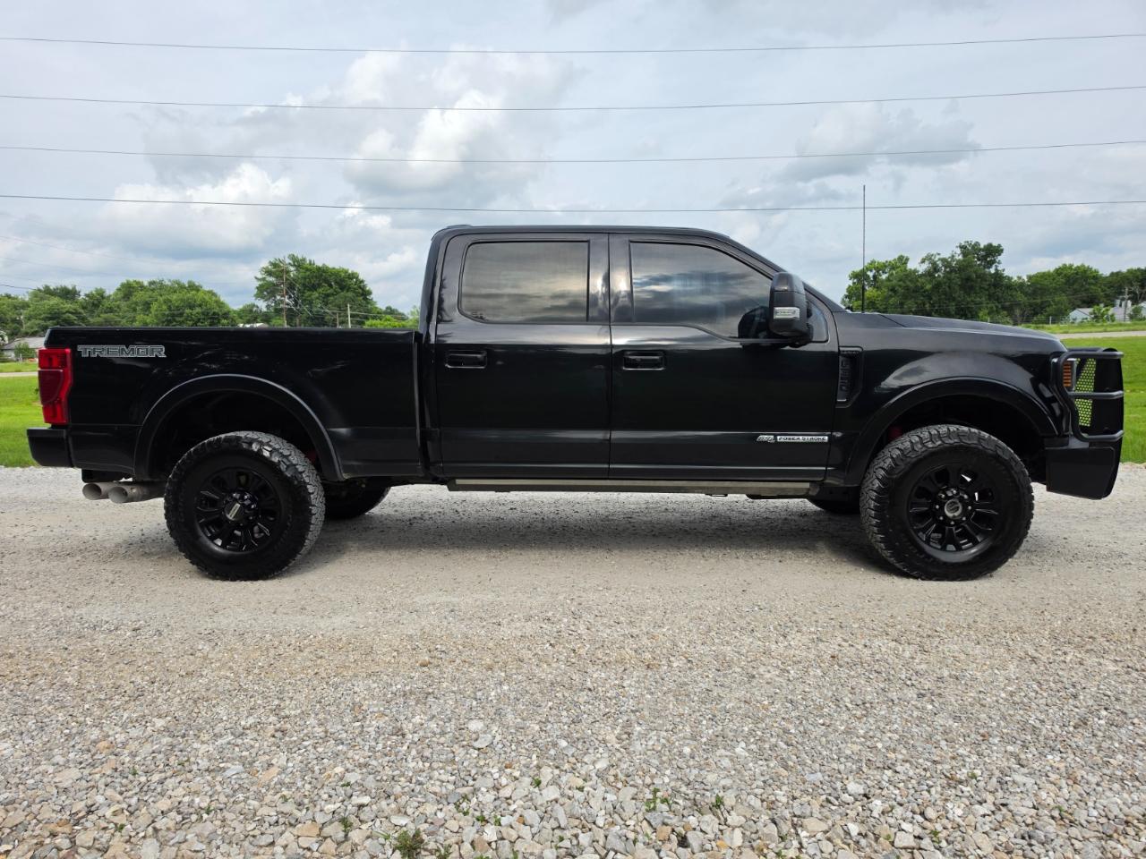 Ford F-350 SD Lariat Crew Cab 4WD 2022