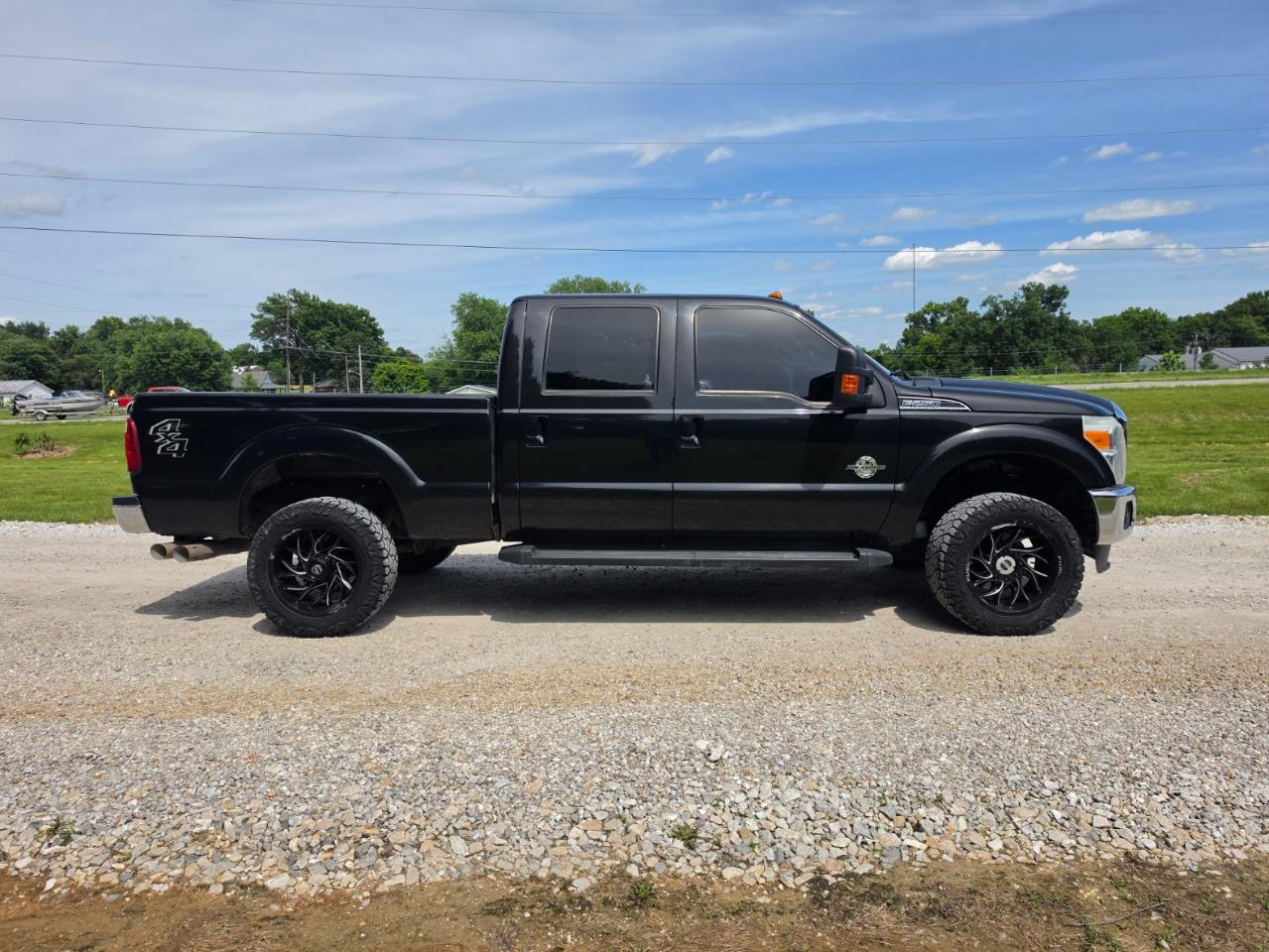Ford F-250 SD Lariat Crew Cab 4WD 2015