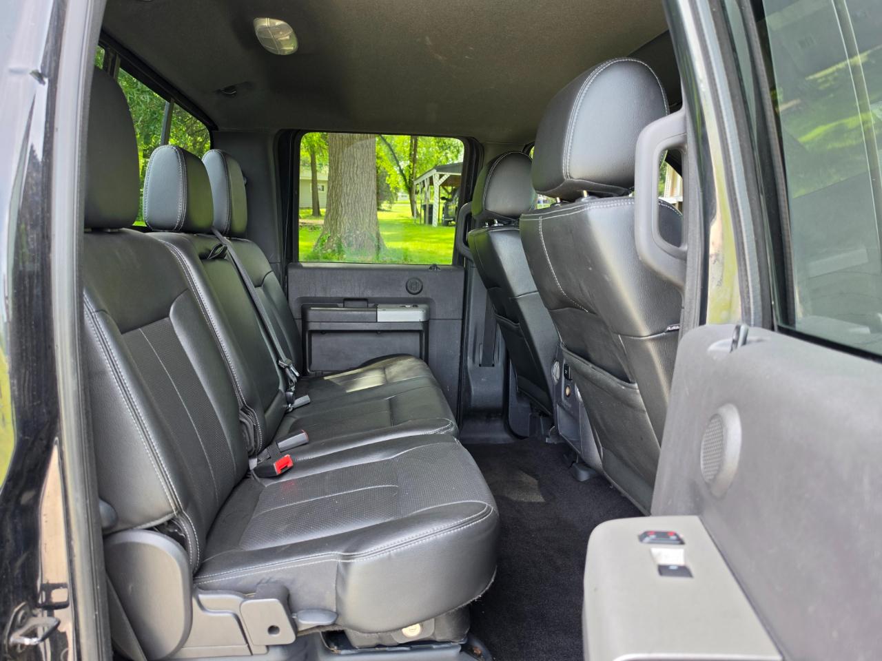 Ford F-250 SD Lariat Crew Cab 4WD 2015