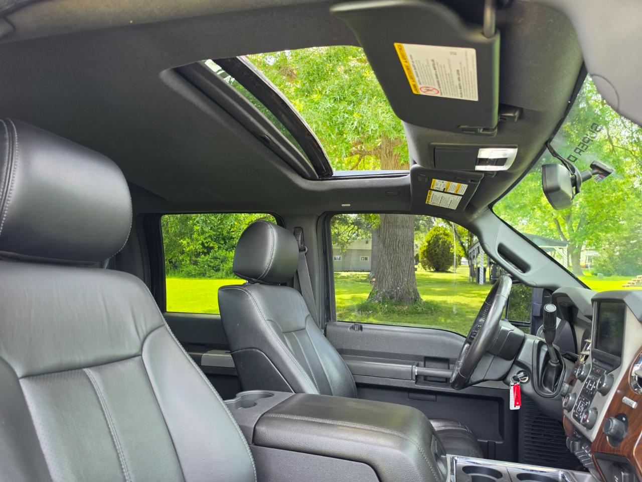 Ford F-250 SD Lariat Crew Cab 4WD 2015