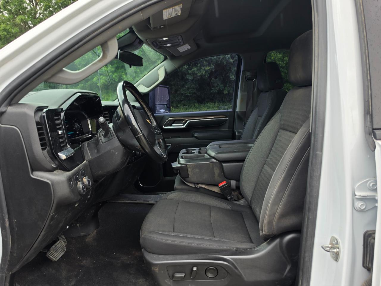 Chevrolet Silverado 2500HD LT Crew Cab 4WD 2024