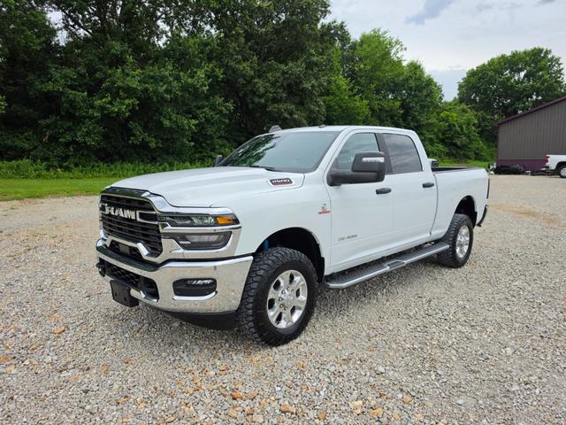 2025 RAM 2500 Big Horn Crew Cab 4WD