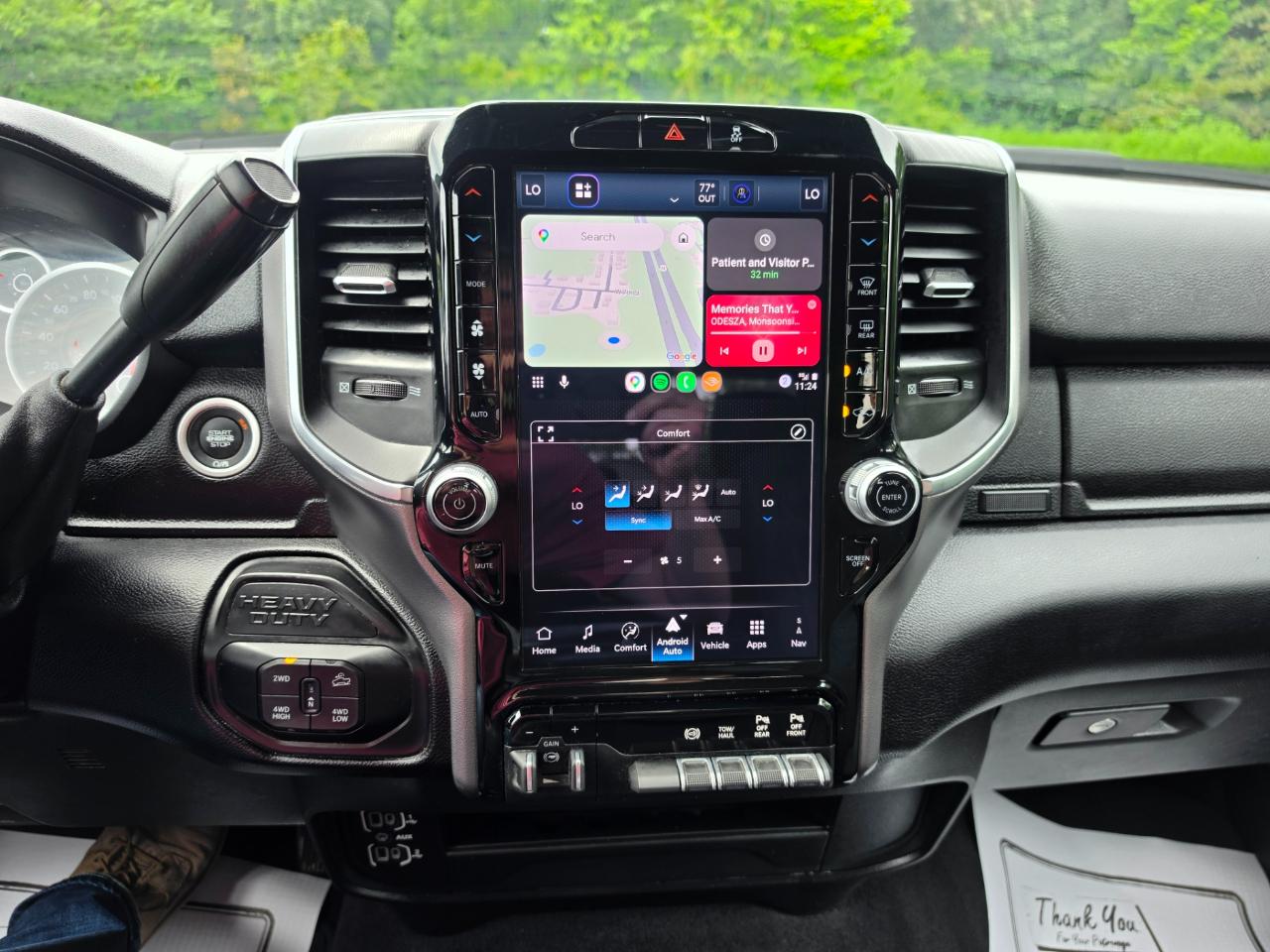 RAM 2500 Big Horn Crew Cab 4WD 2025
