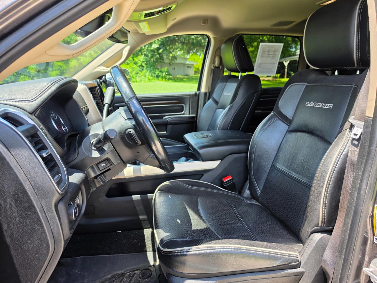 RAM 3500 Laramie Crew Cab LWB 4WD 2022