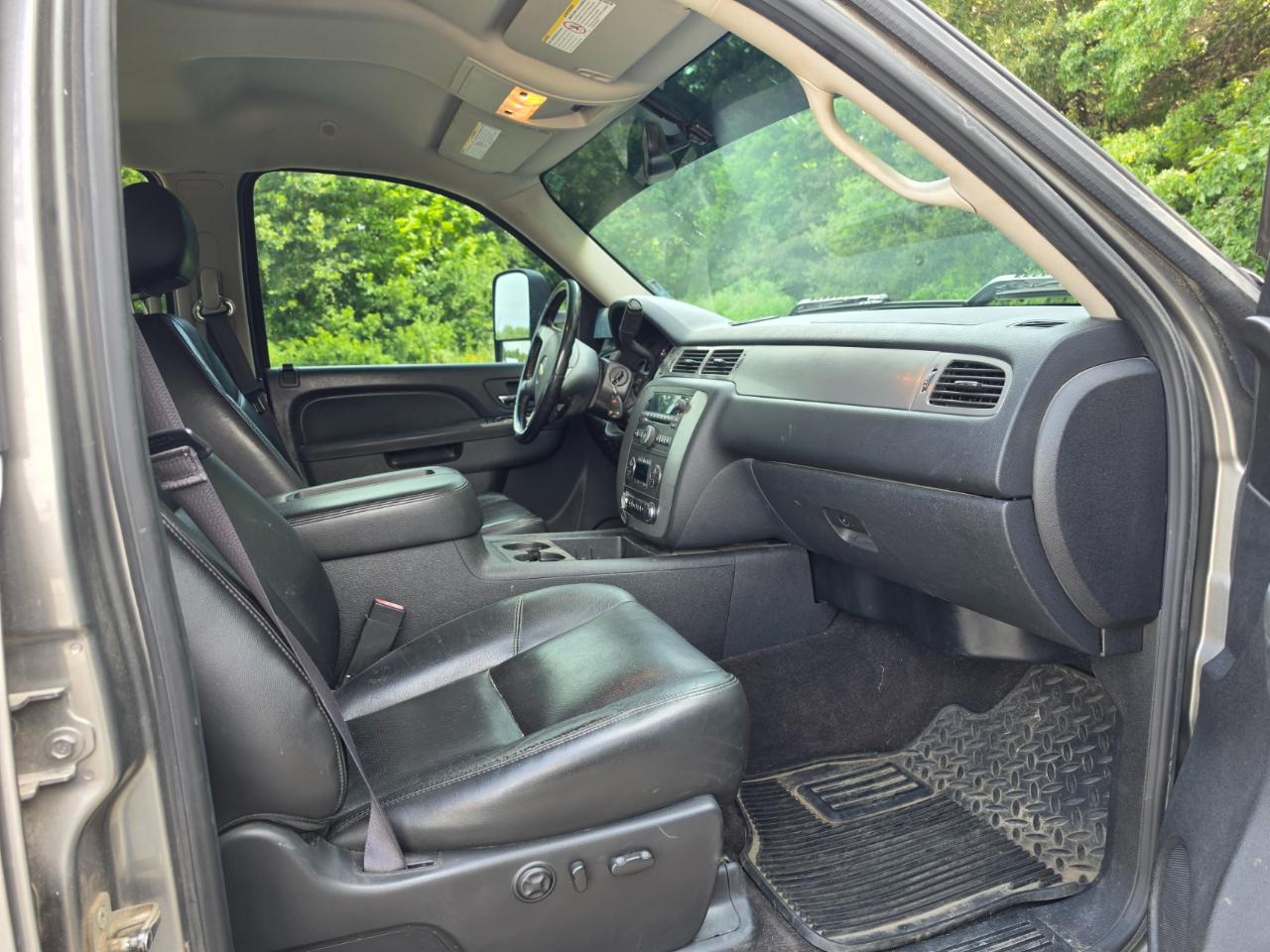 Chevrolet Silverado 2500HD LTZ Crew Cab 4WD 2013
