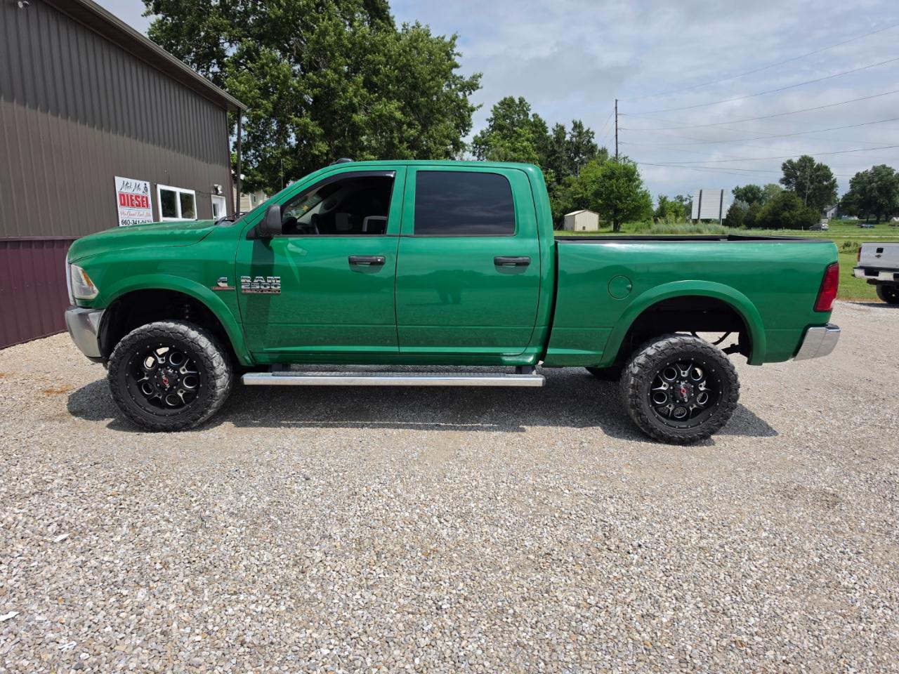 RAM 2500 Tradesman Crew Cab SWB 4WD 2013