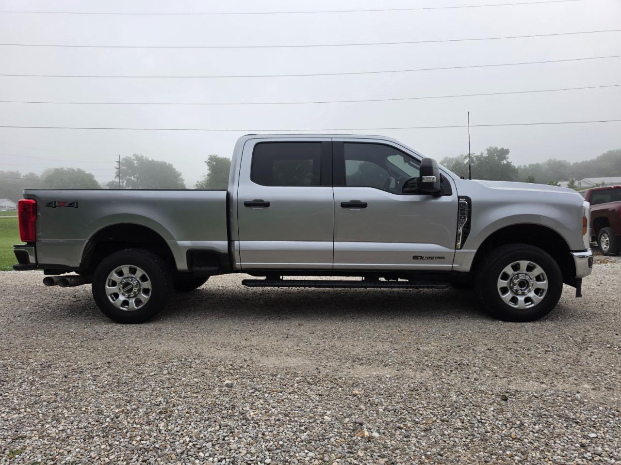 Ford F-250 SD XLT Crew Cab 4WD 2024