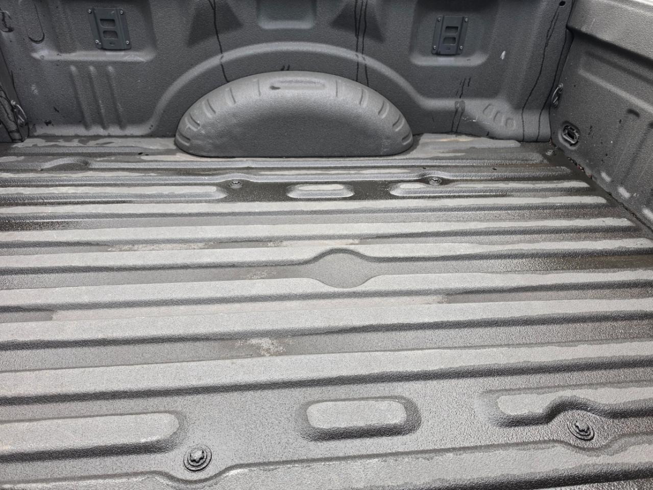 Ford F-250 SD XLT Crew Cab 4WD 2024