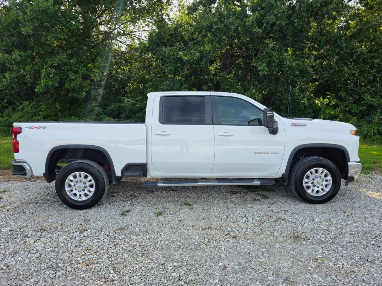 Chevrolet Silverado 2500HD LT Crew Cab 4WD 2024
