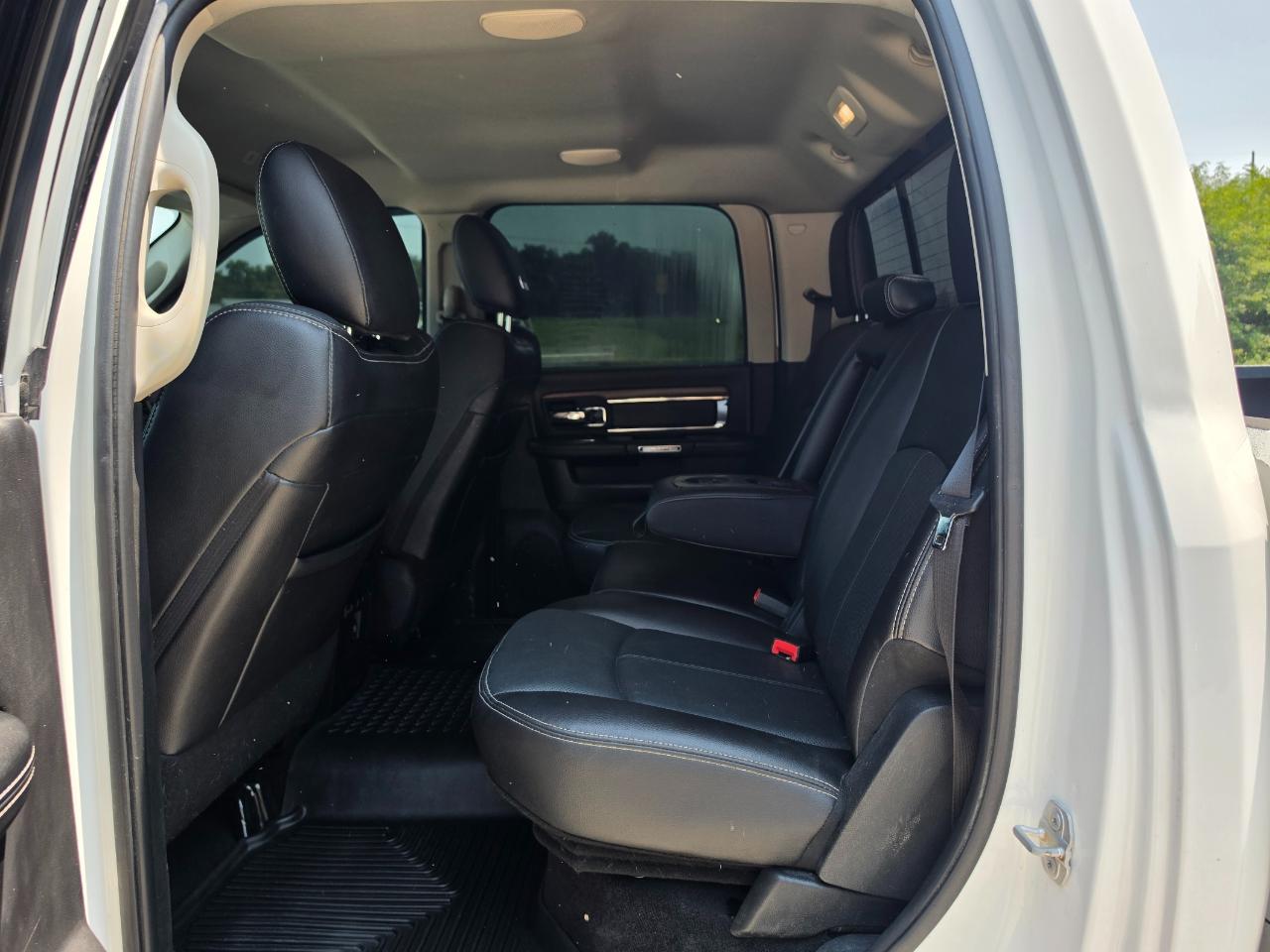 RAM 3500 Laramie Crew Cab LWB 4WD 2018
