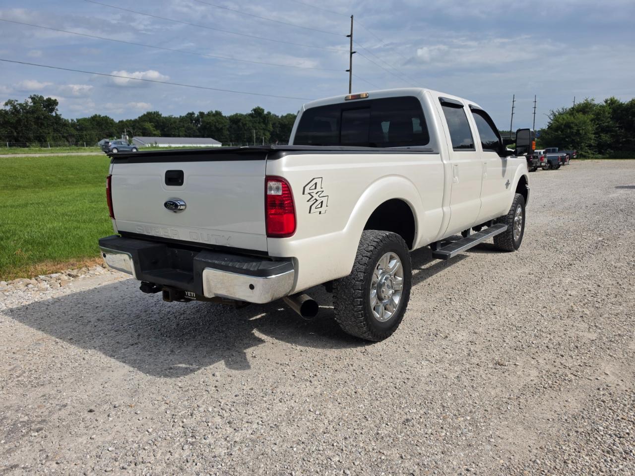 Ford F-250 SD Lariat Crew Cab 4WD 2016
