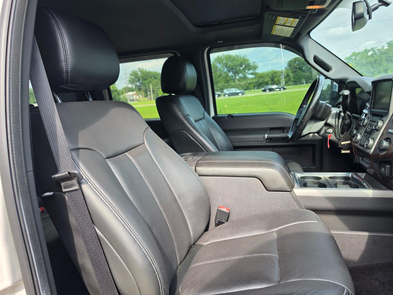 Ford F-250 SD Lariat Crew Cab 4WD 2016
