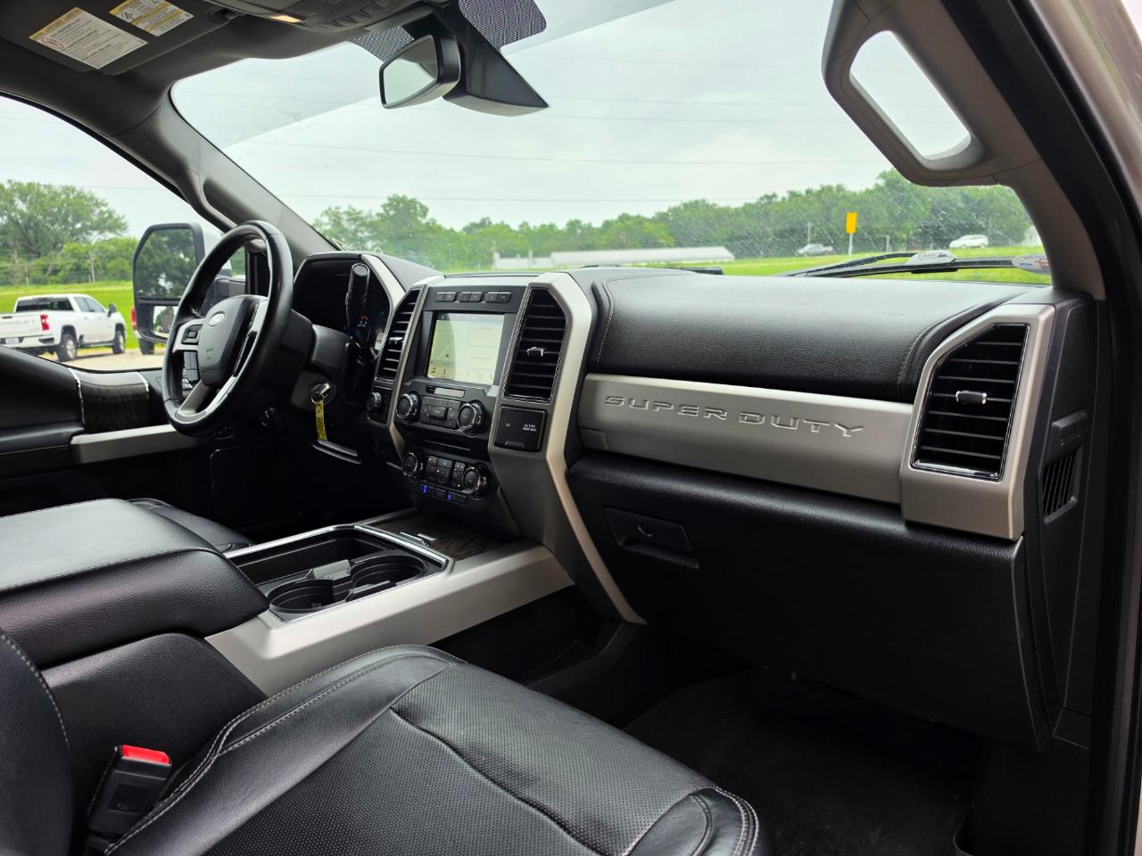 Ford F-350 SD Lariat Crew Cab DRW 4WD 2018