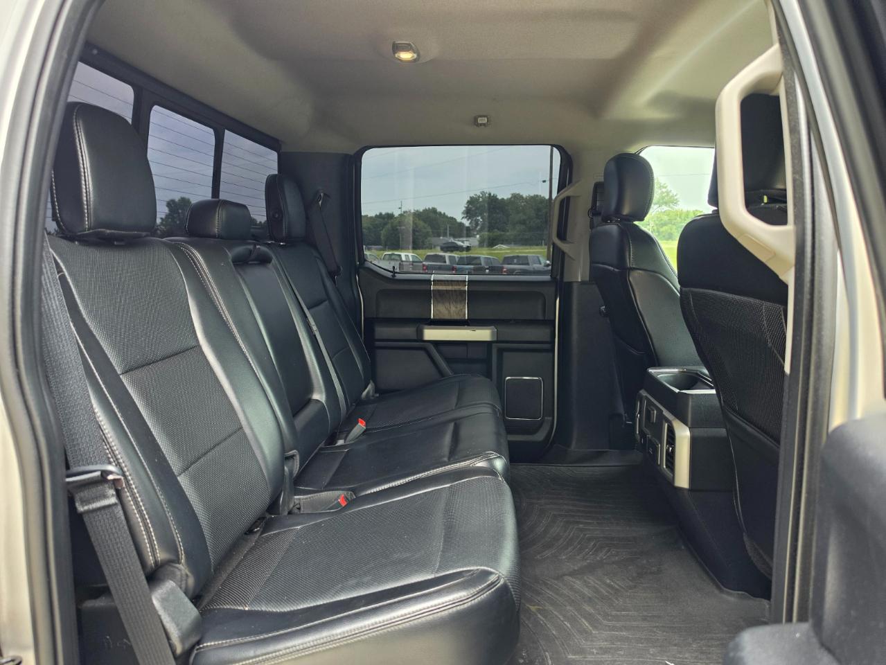 Ford F-350 SD Lariat Crew Cab DRW 4WD 2018