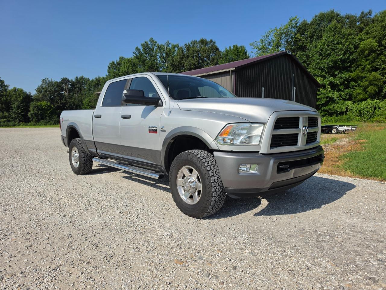 2011 Dodge 2500 Outdoorsman 4x4 Crew Cab 6'4" Box