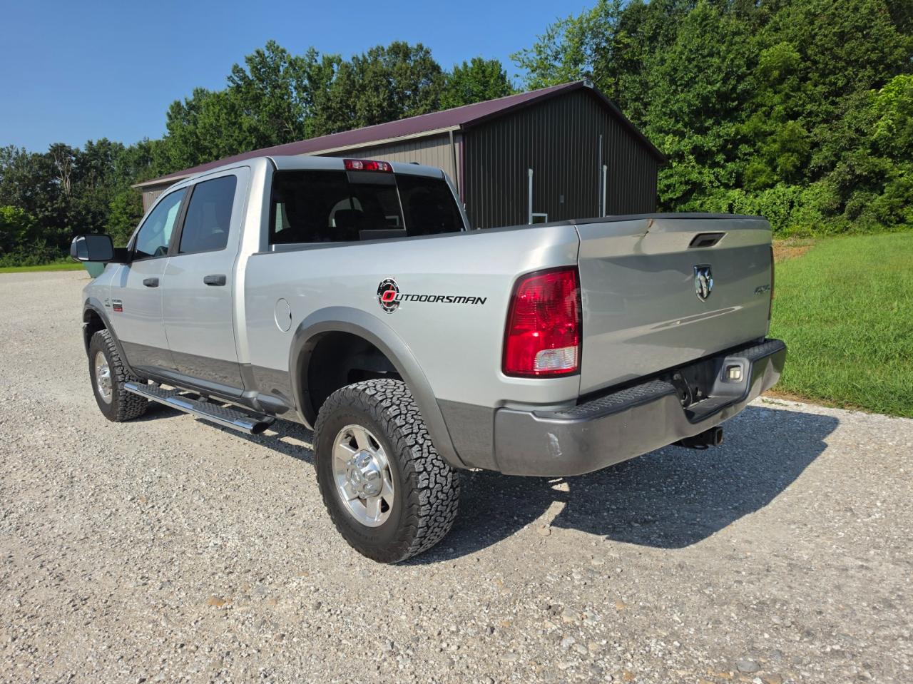 Dodge 2500 Outdoorsman 4x4 Crew Cab 6'4" Box 2011