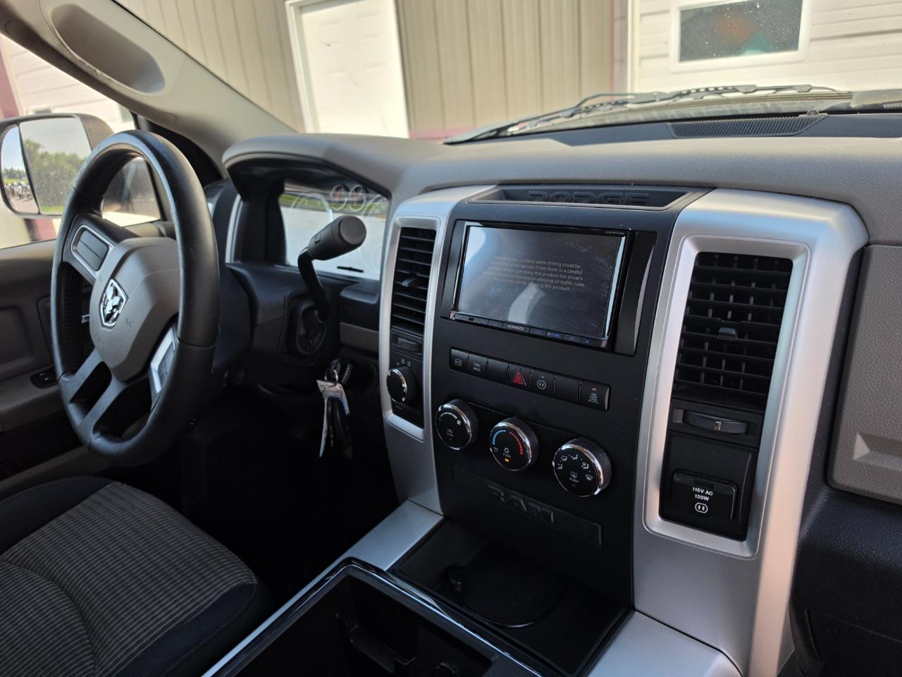 Dodge 2500 Outdoorsman 4x4 Crew Cab 6'4" Box 2011