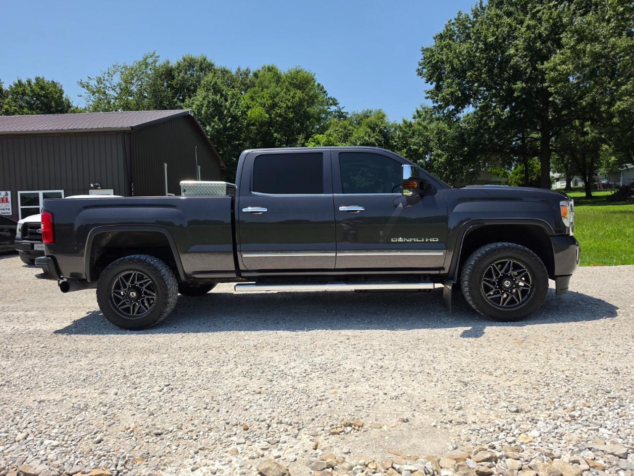 GMC Sierra 3500HD Denali Crew Cab 4WD 2016