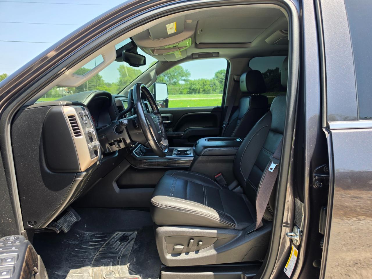 GMC Sierra 3500HD Denali Crew Cab 4WD 2016