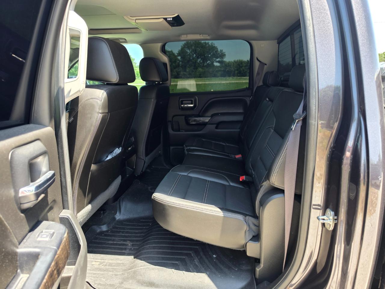 GMC Sierra 3500HD Denali Crew Cab 4WD 2016