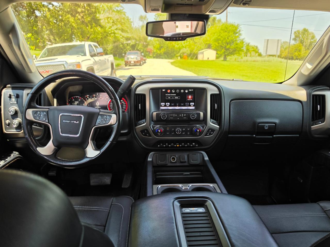 GMC Sierra 3500HD Denali Crew Cab 4WD 2016