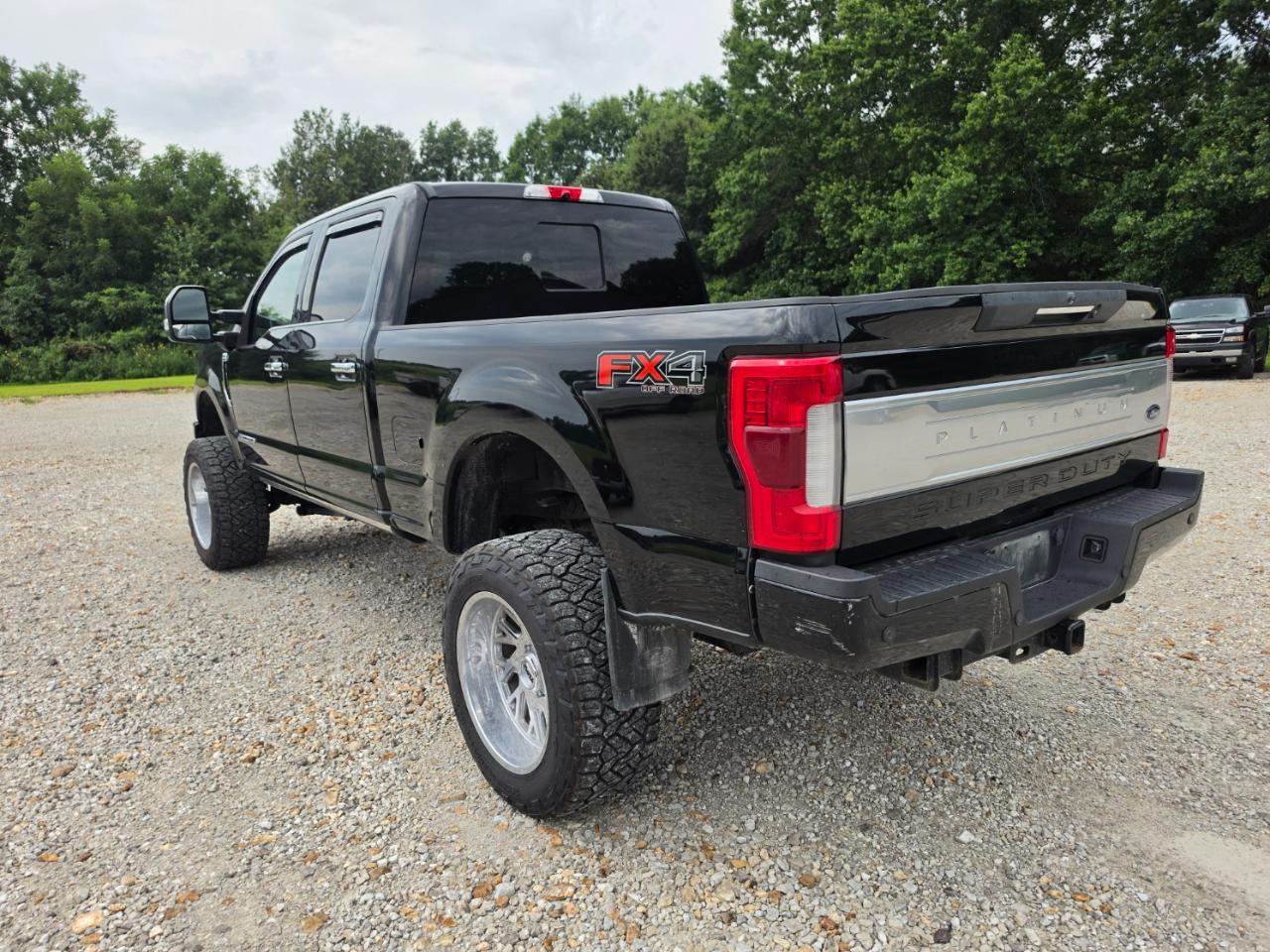Ford F-350 SD Platinum Crew Cab 4WD 2018