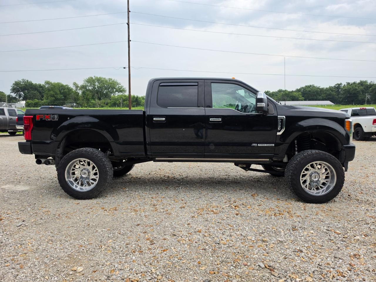 Ford F-350 SD Platinum Crew Cab 4WD 2018