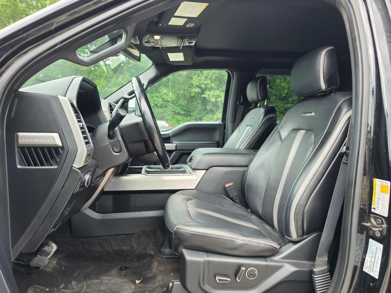 Ford F-350 SD Platinum Crew Cab 4WD 2018