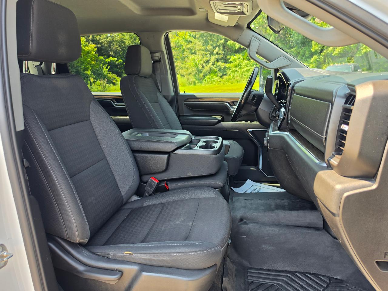 Chevrolet Silverado 2500HD LT Crew Cab 4WD 2024