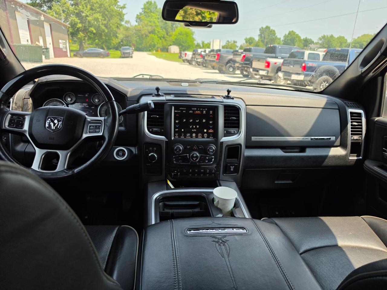 RAM 2500 Limited Crew Cab 4WD 2016