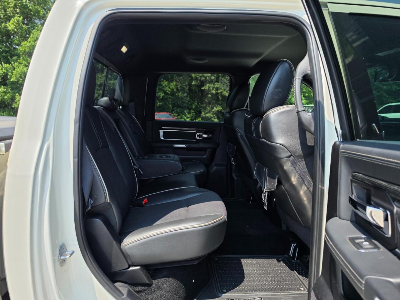 RAM 2500 Limited Crew Cab 4WD 2016