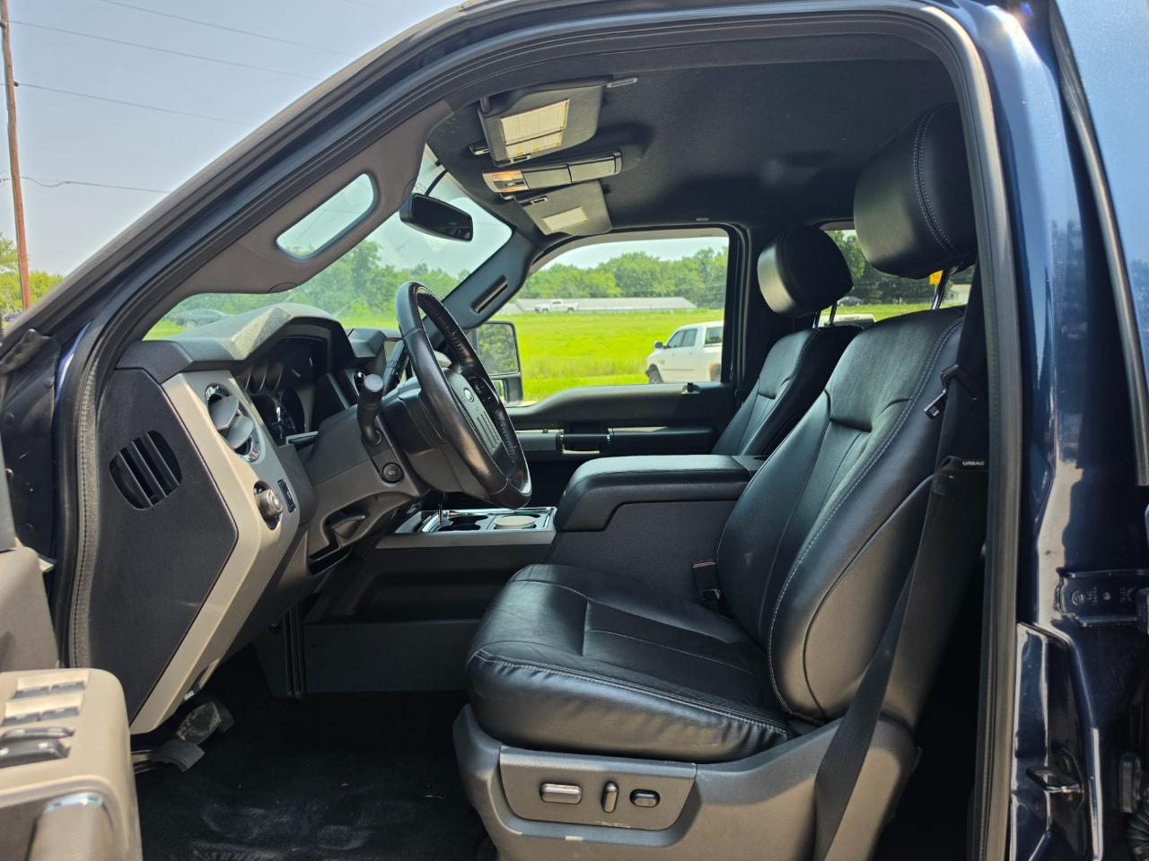 Ford F-250 SD Lariat Crew Cab 4WD 2016