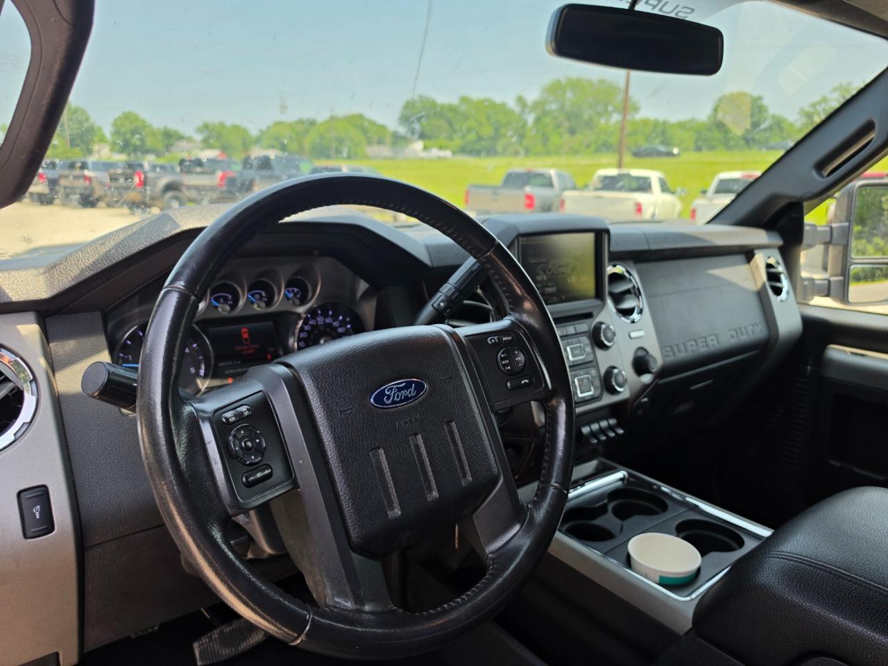 Ford F-250 SD Lariat Crew Cab 4WD 2016