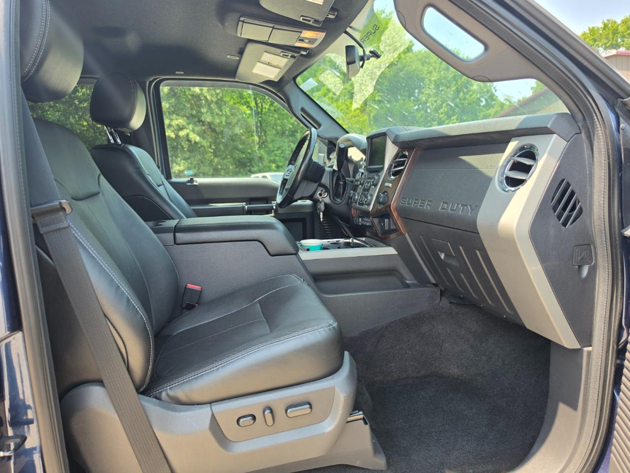 Ford F-250 SD Lariat Crew Cab 4WD 2016