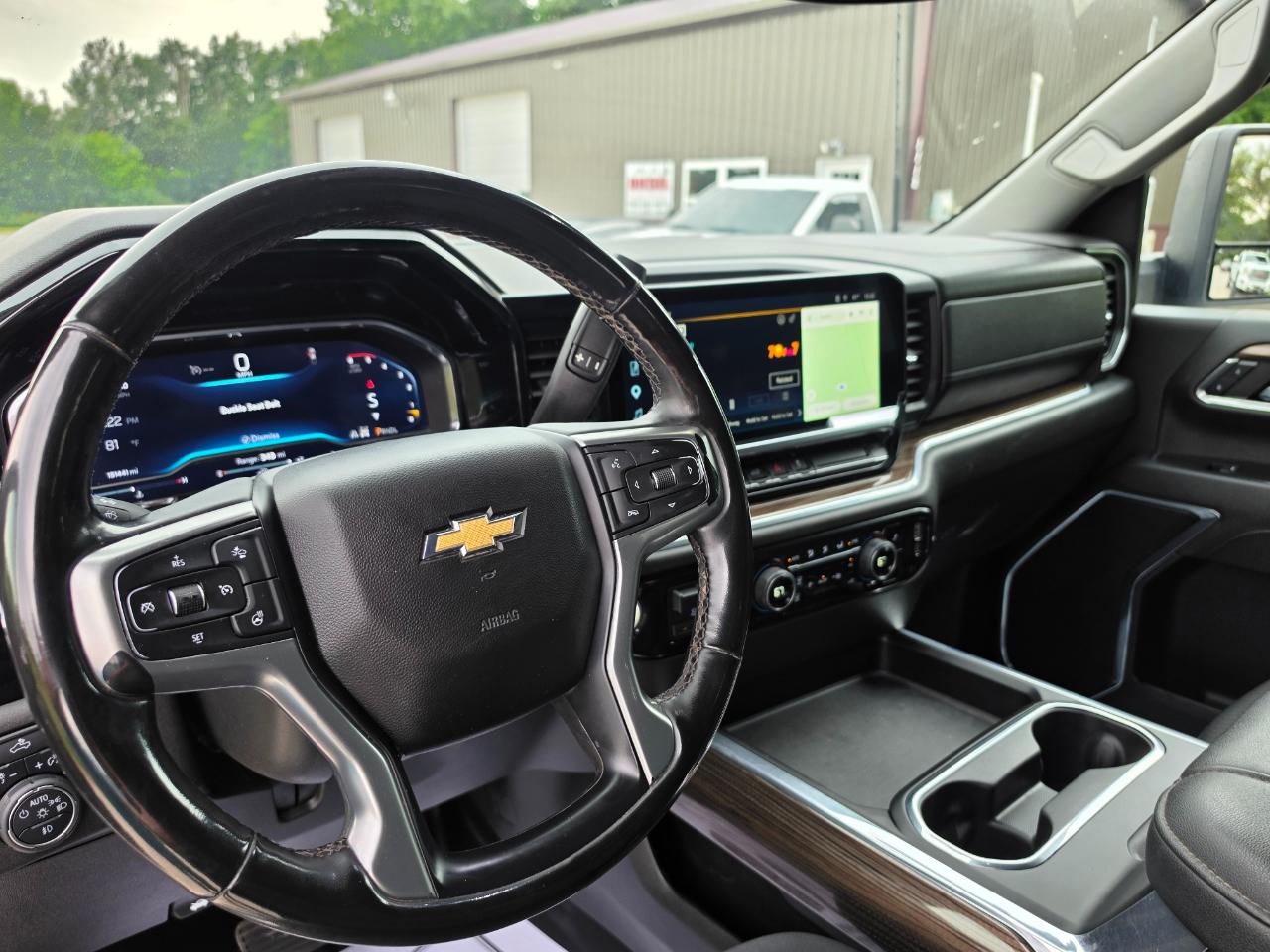 Chevrolet Silverado 3500HD LT Crew Cab 4WD 2024
